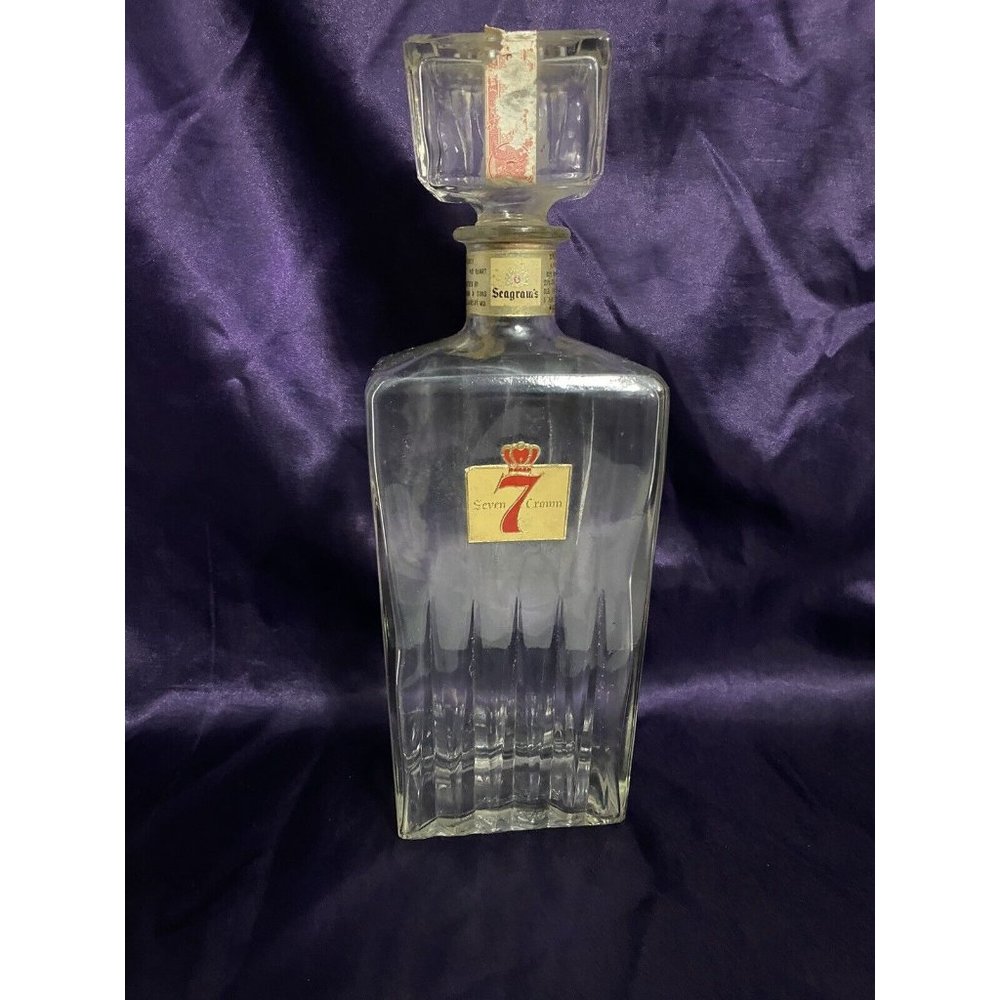 Decanter Seagram's Seven 7 Crown Glass Bottle Vintage Square Fancy